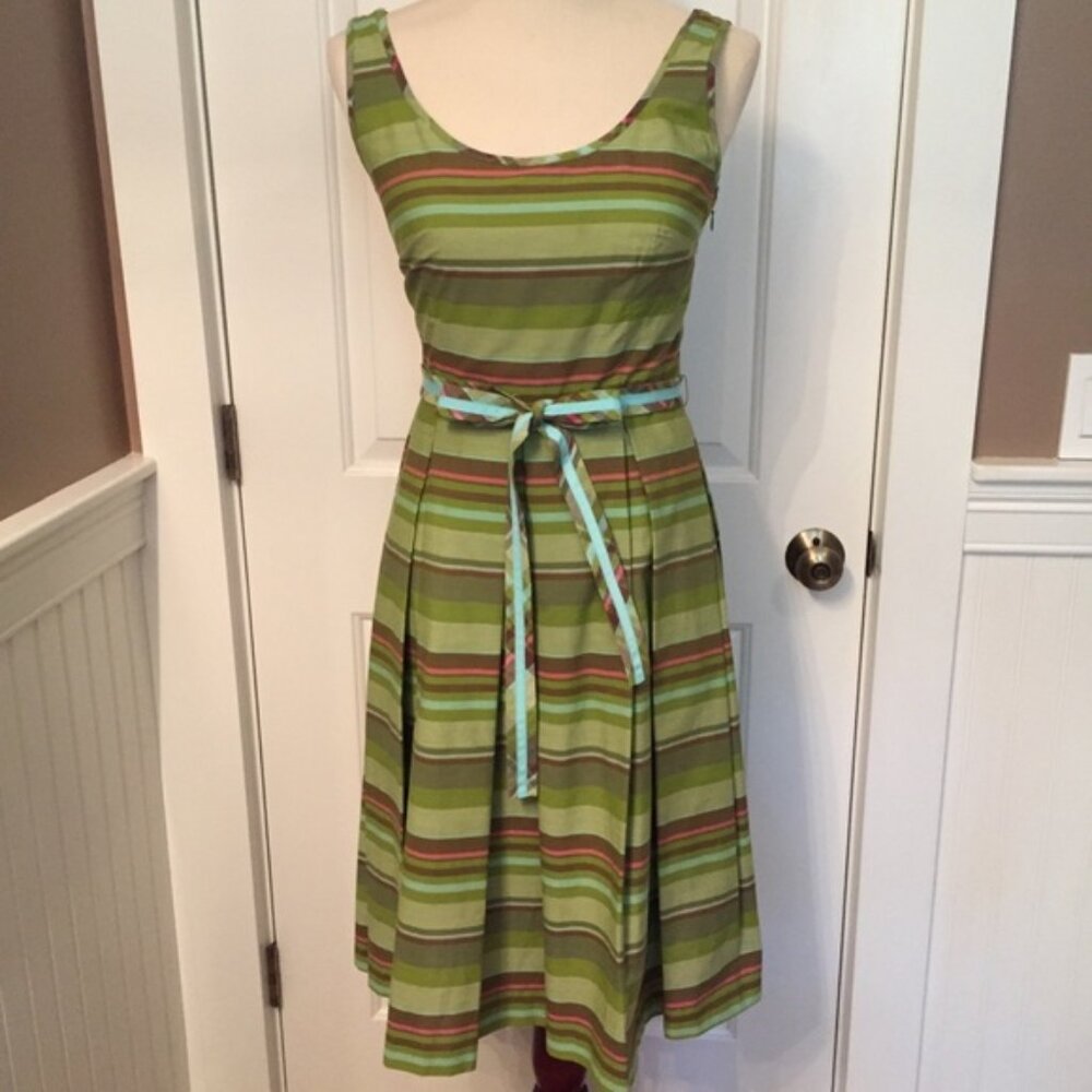 ELIZABETH WAYMAN DRESS GREEN STRIPE SLEEVELESS Size 4